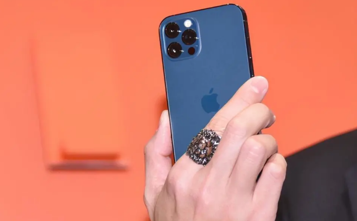 南京苹果手机维修分享iPhone12系列重启方法教程 